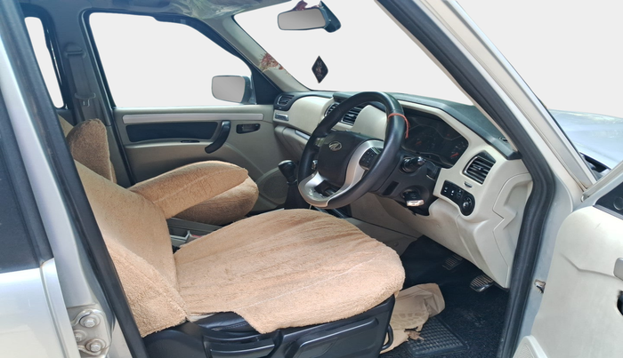 2018 Mahindra Scorpio S11 2WD, Diesel, Manual, 1,55,835 km, interior