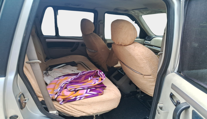 2018 Mahindra Scorpio S11 2WD, Diesel, Manual, 1,55,835 km, interior