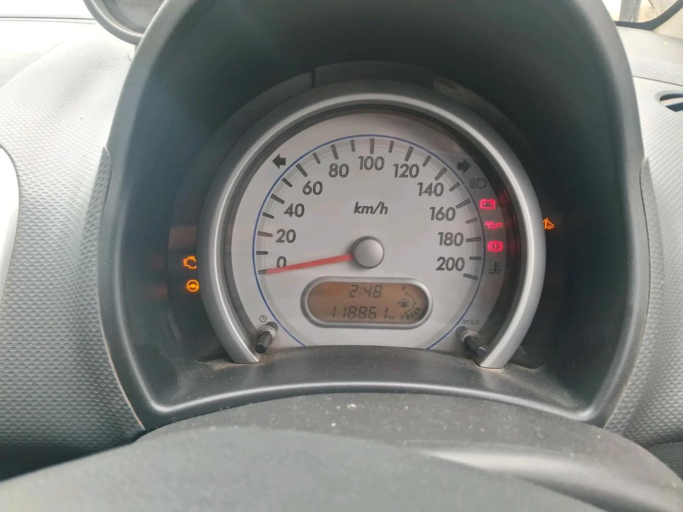 2011 Maruti Ritz VDI, Diesel, Manual, 1,18,861 km, interior