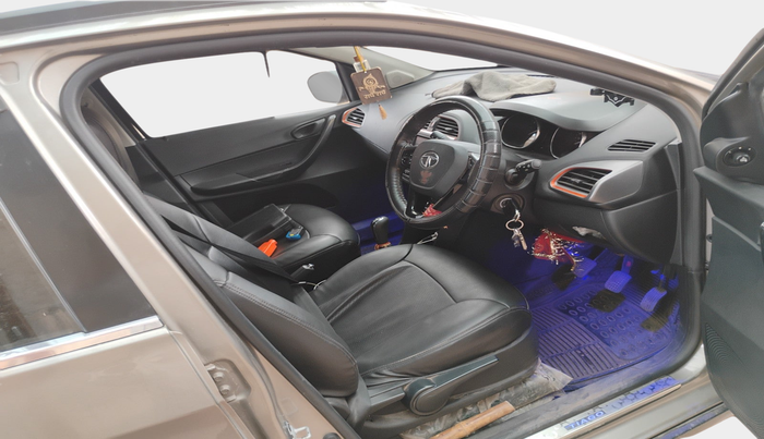 2019 Tata TIAGO NRG PETROL, Petrol, Manual, 52,297 km, interior