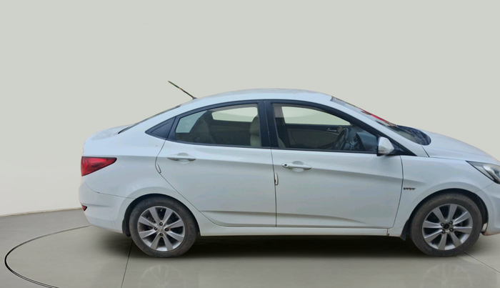 2013 Hyundai Verna FLUIDIC 1.6 VTVT SX, Petrol, Manual, 65,688 km, exterior