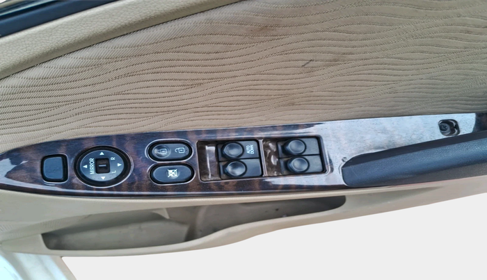 2013 Hyundai Verna FLUIDIC 1.6 VTVT SX, Petrol, Manual, 65,688 km, interior