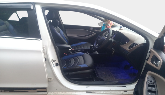 2020 Hyundai Elite i20 MAGNA PLUS 1.2, Petrol, Manual, 34,979 km, interior