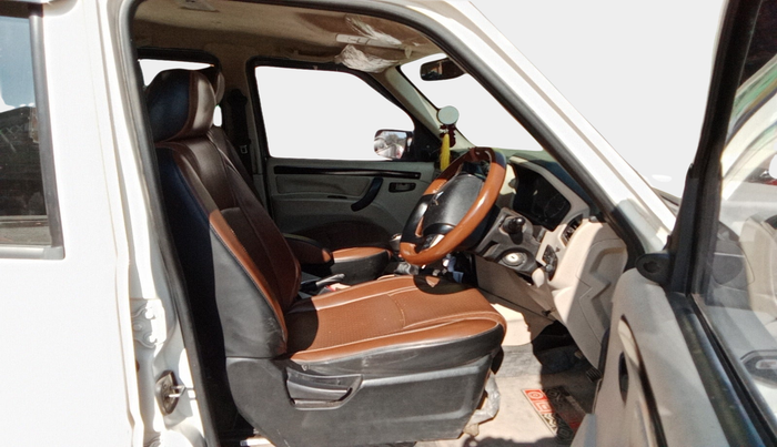 2022 Mahindra SCORPIO CLASSIC S 7STR, Diesel, Manual, 33,950 km, interior