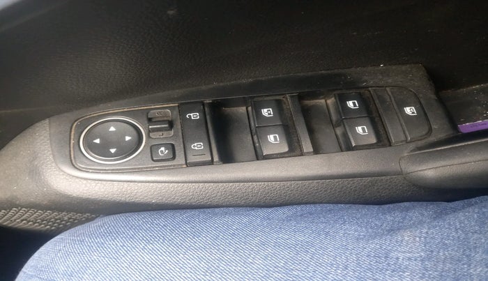 2021 KIA SELTOS HTK PLUS AT 1.5 DIESEL, Diesel, Automatic, 68,278 km, interior