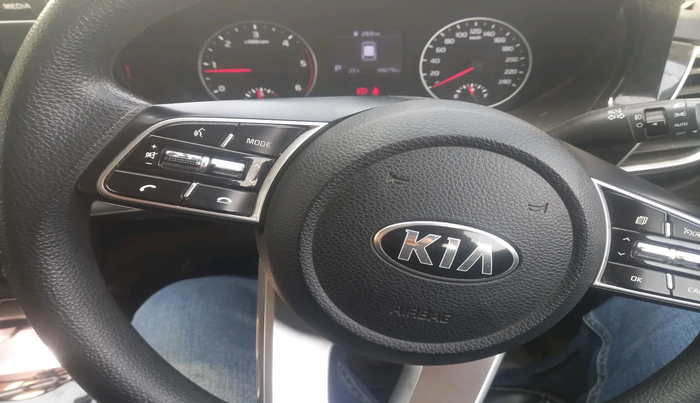 2021 KIA SELTOS HTK PLUS AT 1.5 DIESEL, Diesel, Automatic, 68,278 km, interior