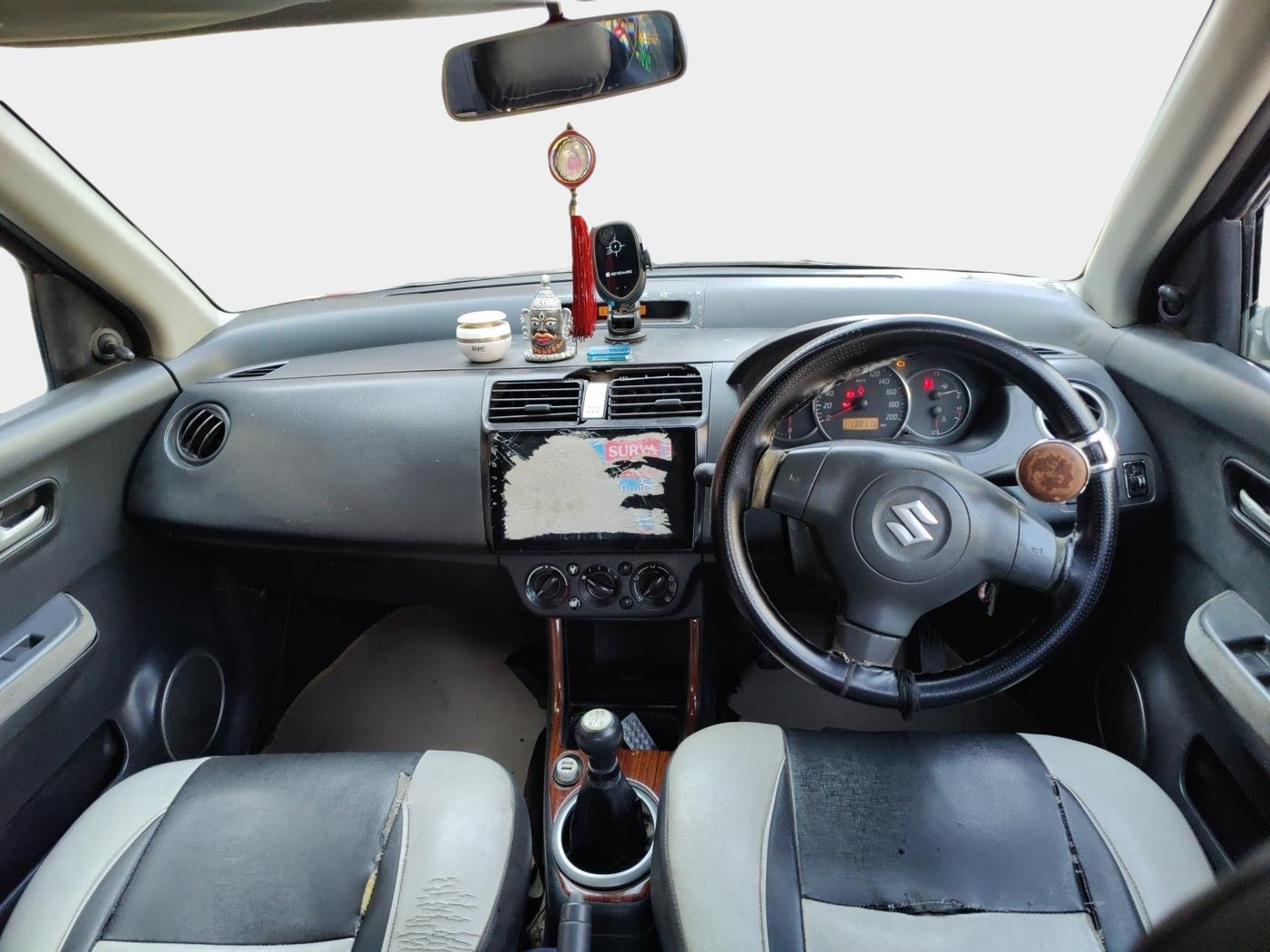 2011 Maruti Swift Dzire VDI, Diesel, Manual, 1,38,120 km, interior