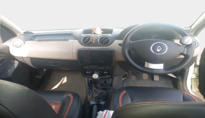 2013 Renault Duster 85 PS RXL DIESEL, Diesel, Manual, 74,699 km, interior