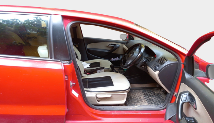 2010 Volkswagen Polo COMFORTLINE 1.2L PETROL, Petrol, Manual, 1,13,263 km, interior