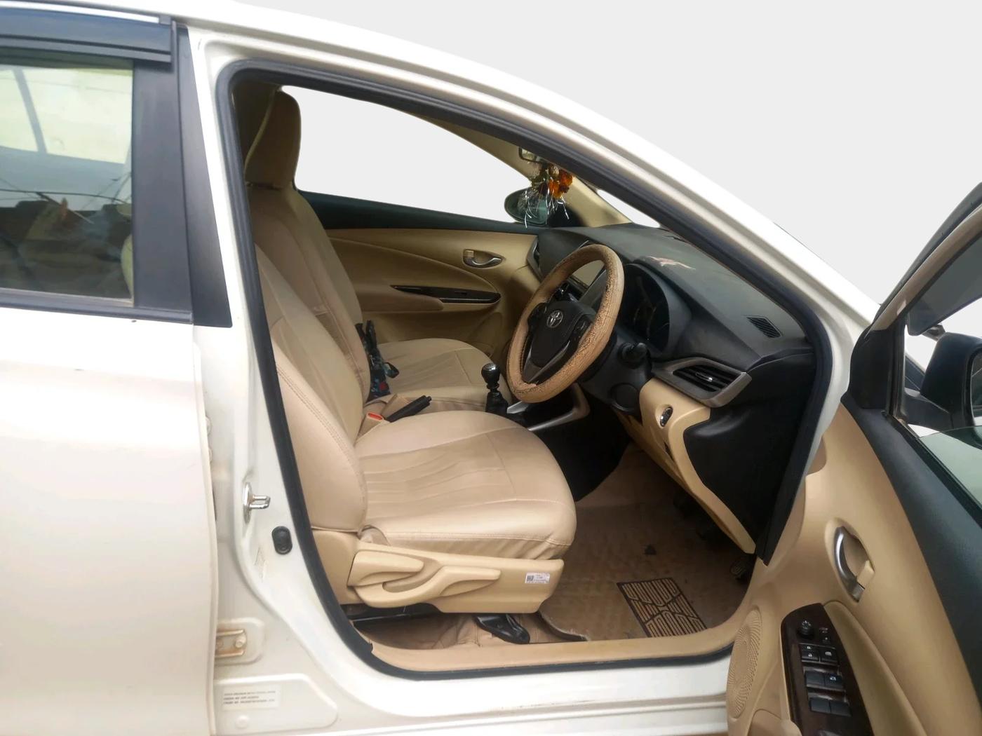 2021 Toyota YARIS G MT, Petrol, Manual, 38,227 km, interior