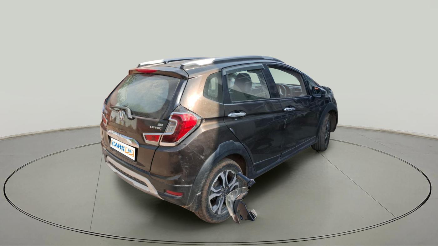 2018 Honda WR-V 1.5L I-DTEC VX MT, Diesel, Manual, 95,830 km, exterior