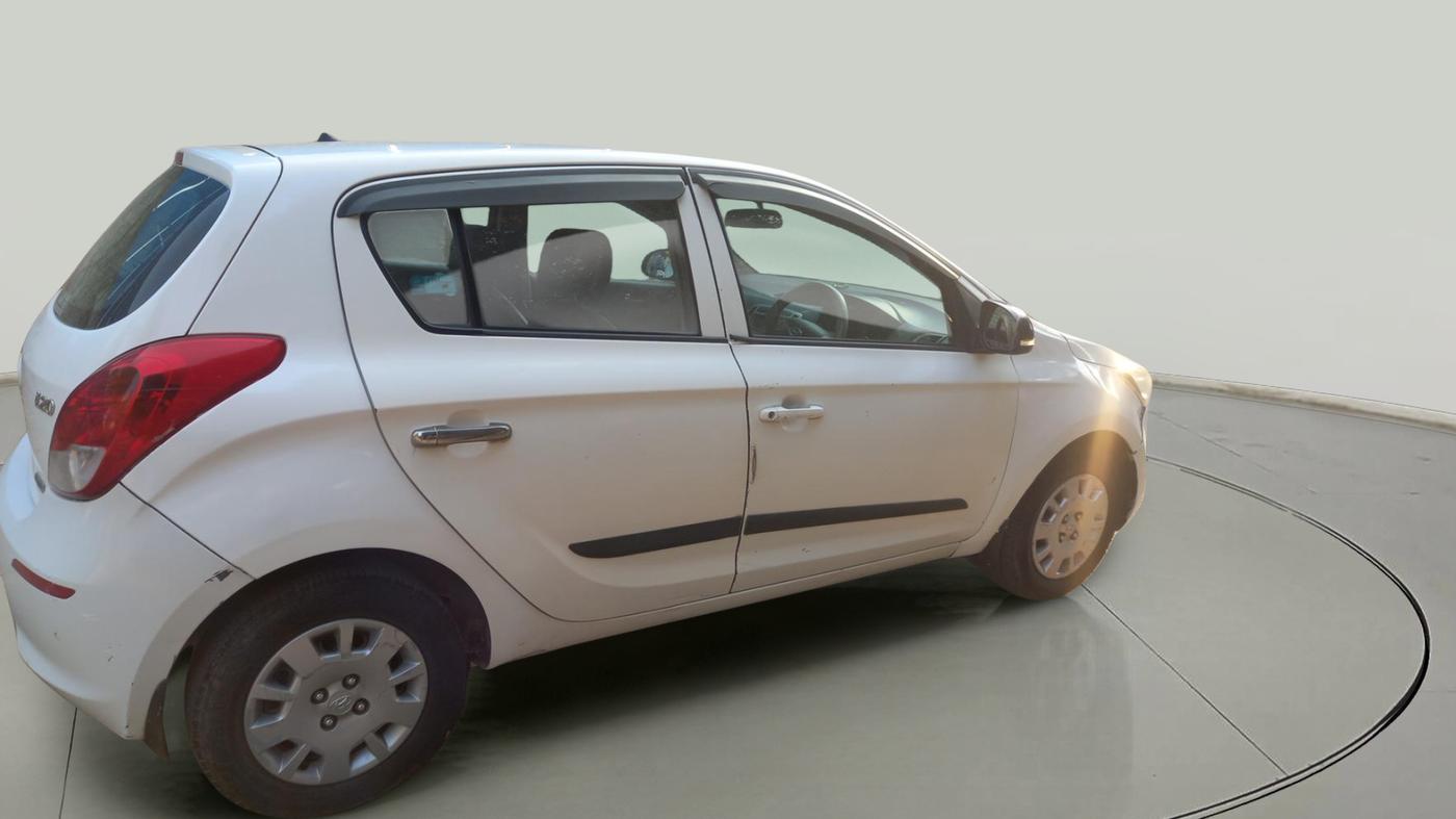 2014 Hyundai Elite i20 MAGNA 1.4 CRDI, Diesel, Manual, 1,21,744 km, exterior