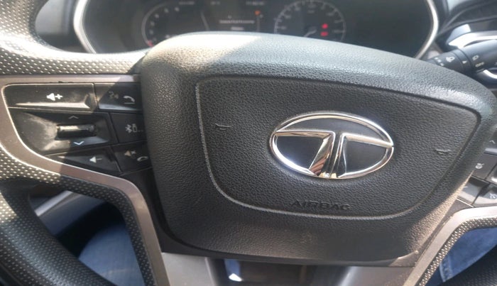 2019 Tata Harrier XZ 2.0L, Diesel, Manual, 1,10,914 km, interior