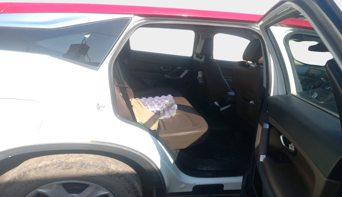 2019 Tata Harrier XZ 2.0L, Diesel, Manual, 1,10,914 km, interior