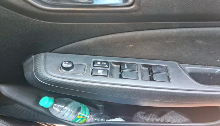 2023 Maruti Swift VXI, Petrol, Manual, 12,617 km, interior