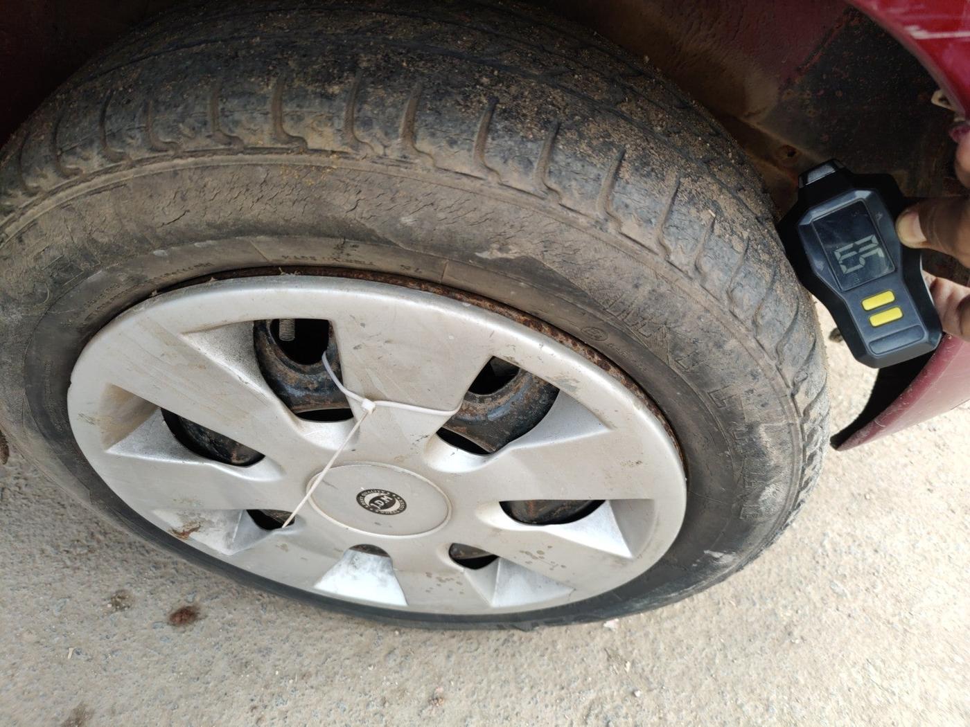2010 Maruti Wagon R 1.0 VXI, Petrol, Manual, 96,295 km, tyre