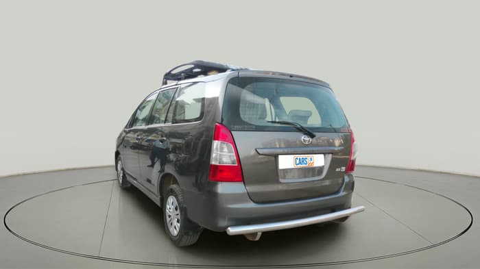 2012 Toyota Innova GX 2.5 7 STR, Diesel, Manual, 79,794 km, exterior