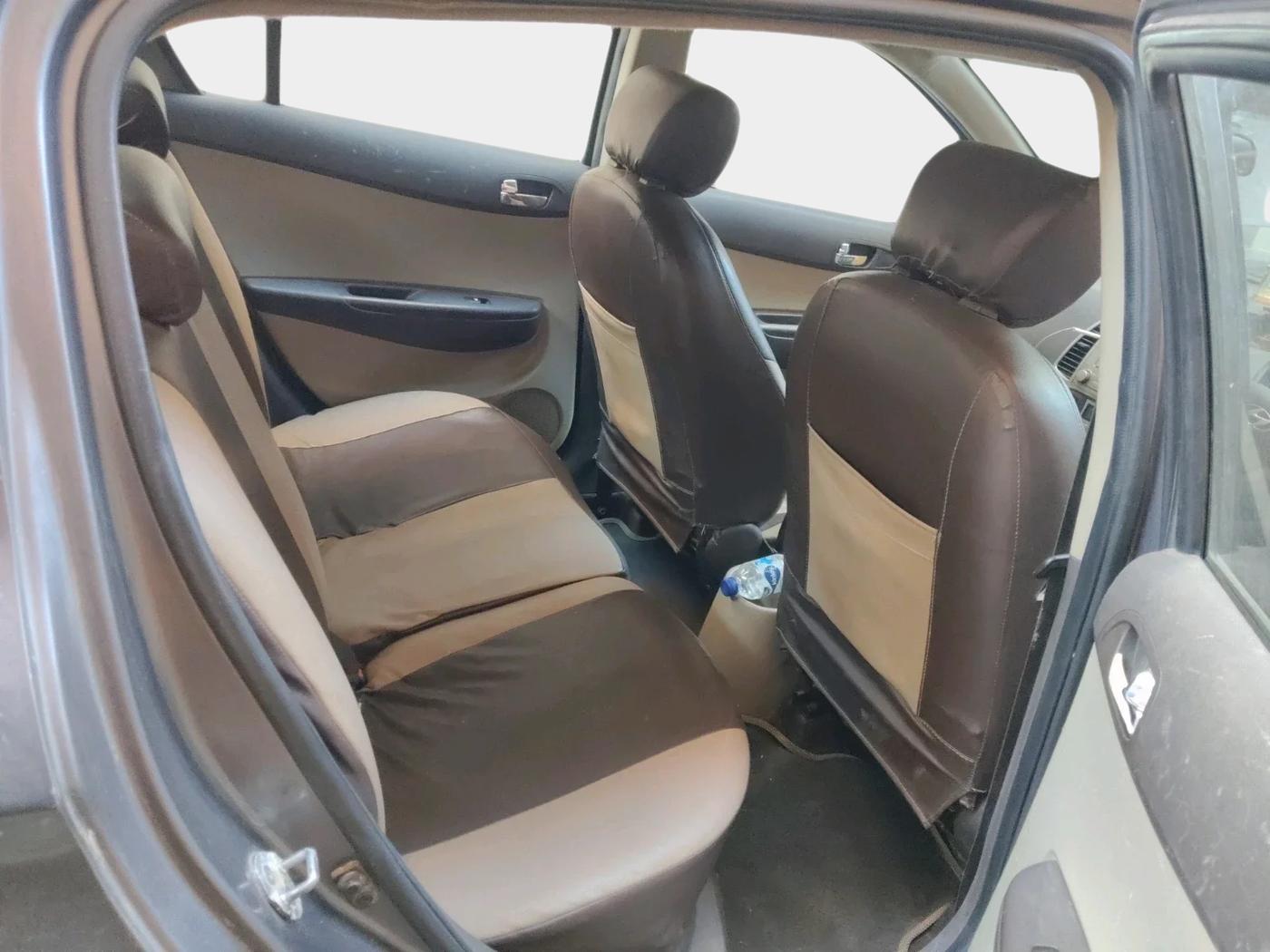 2010 Hyundai i20 ASTA 1.2, Petrol, Manual, 63,667 km, interior