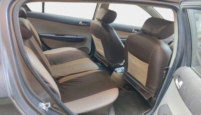 2010 Hyundai i20 ASTA 1.2, Petrol, Manual, 63,667 km, interior