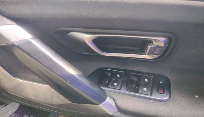 2019 Tata Harrier XT 2.0L KRYOTEC, Diesel, Manual, 62,864 km, interior