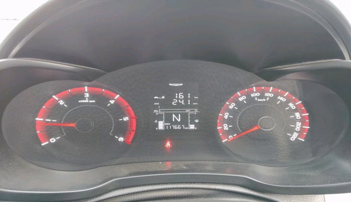 2021 Mahindra XUV300 W6 1.5 Sunroof Diesel, Diesel, Manual, 1,17,667 km, interior