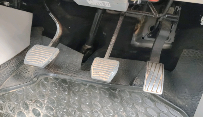 2021 Mahindra XUV300 W6 1.5 Sunroof Diesel, Diesel, Manual, 1,17,667 km, interior