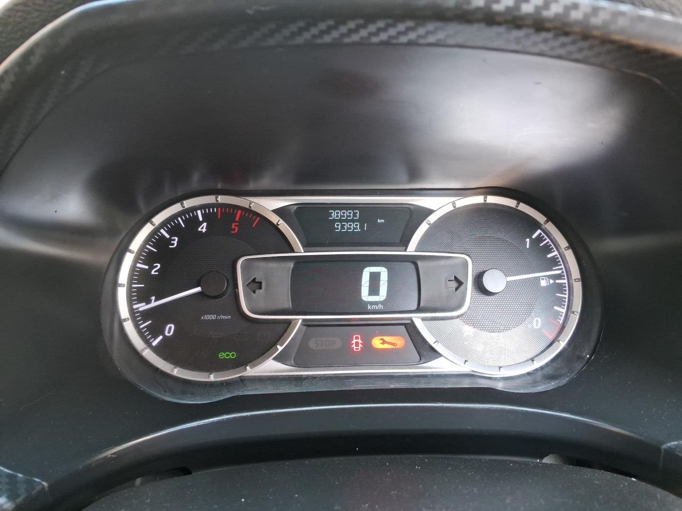 2019 Nissan Kicks XV PREMIUM (O) DIESEL, Diesel, Manual, 38,993 km, interior