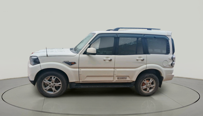 2017 Mahindra Scorpio S10 2WD INTELLI-HYBRID, Diesel, Manual, 96,137 km, exterior