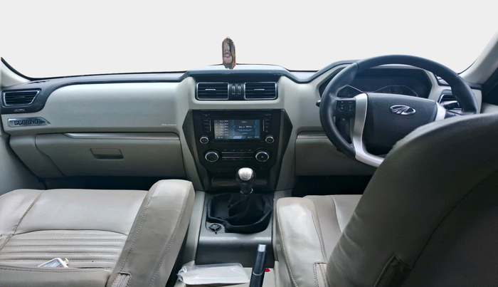 2017 Mahindra Scorpio S10 2WD INTELLI-HYBRID, Diesel, Manual, 96,137 km, interior
