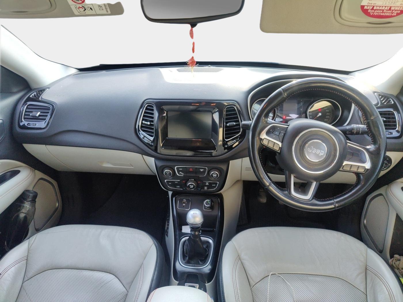 2018 Jeep Compass LIMITED 2.0 DIESEL, Diesel, Manual, 2,39,627 km, interior