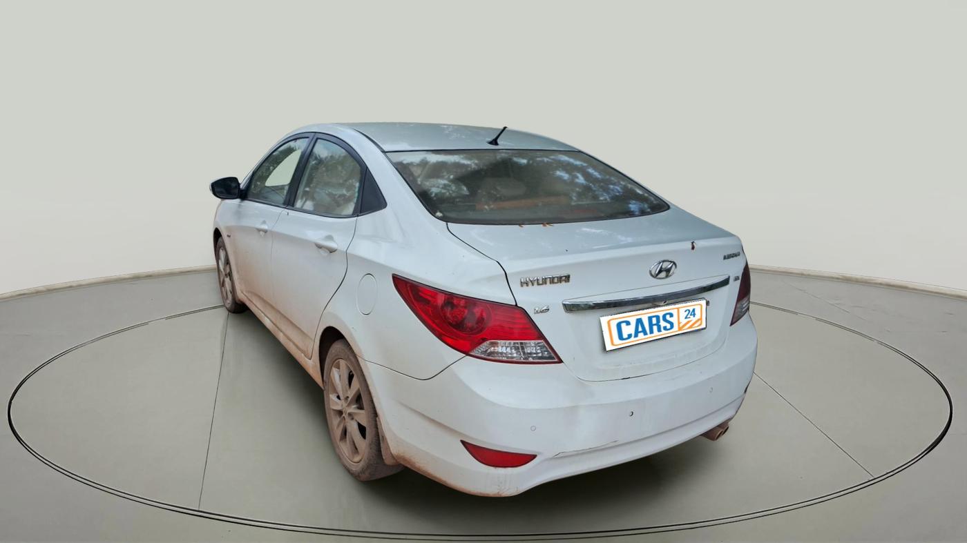 2013 Hyundai Verna FLUIDIC 1.6 VTVT SX, Petrol, Manual, 62,000 km, exterior