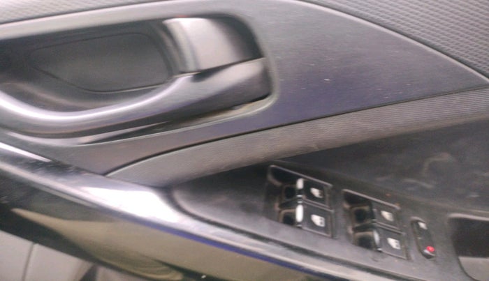 2018 Tata NEXON XT DIESEL, Diesel, Manual, 71,649 km, interior