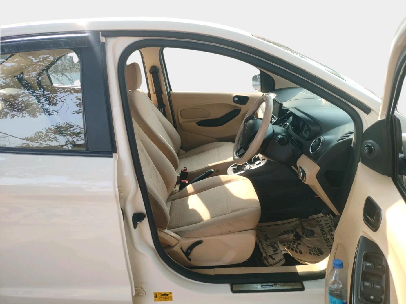 2021 Ford Figo Aspire TITANIUM 1.2 PETROL, Petrol, Manual, 44,677 km, interior