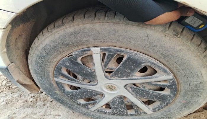 2010 Maruti Swift Dzire VXI, Petrol, Manual, 92,663 km, tyre