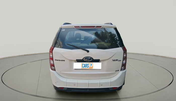 2015 Mahindra XUV500 W6, Diesel, Manual, 1,18,281 km, exterior