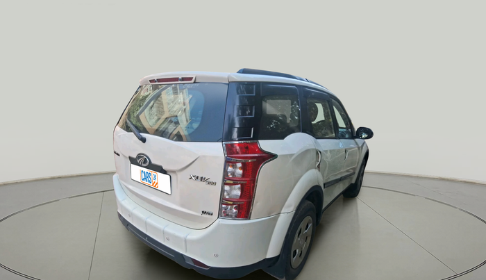 2015 Mahindra XUV500 W6, Diesel, Manual, 1,18,281 km, exterior