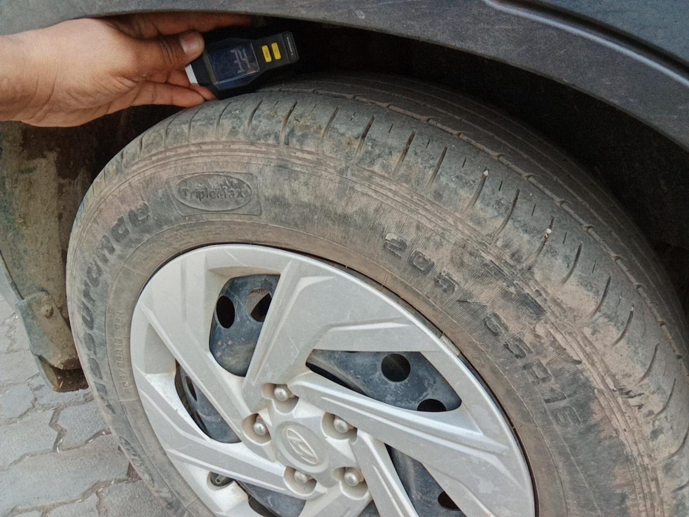 2020 Hyundai Creta E 1.5 PETROL, Petrol, Manual, 64,237 km, tyre
