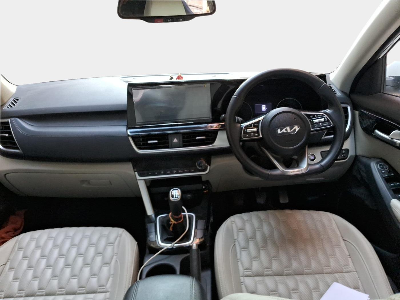 2023 KIA SELTOS  HTX 1.5 PETROL MT, Petrol, Manual, 14,600 km, interior
