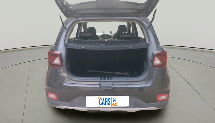 2021 Hyundai VENUE S+ 1.2, Petrol, Manual, 33,307 km, exterior