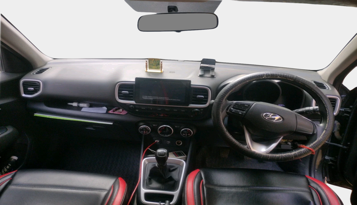 2021 Hyundai VENUE S+ 1.2, Petrol, Manual, 33,307 km, interior