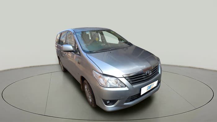 2015 Toyota Innova 2.5 G 7 STR, Diesel, Manual, 1,02,912 km, exterior