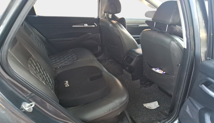 2020 KIA SELTOS HTK PLUS 1.5, Petrol, Manual, 63,873 km, interior