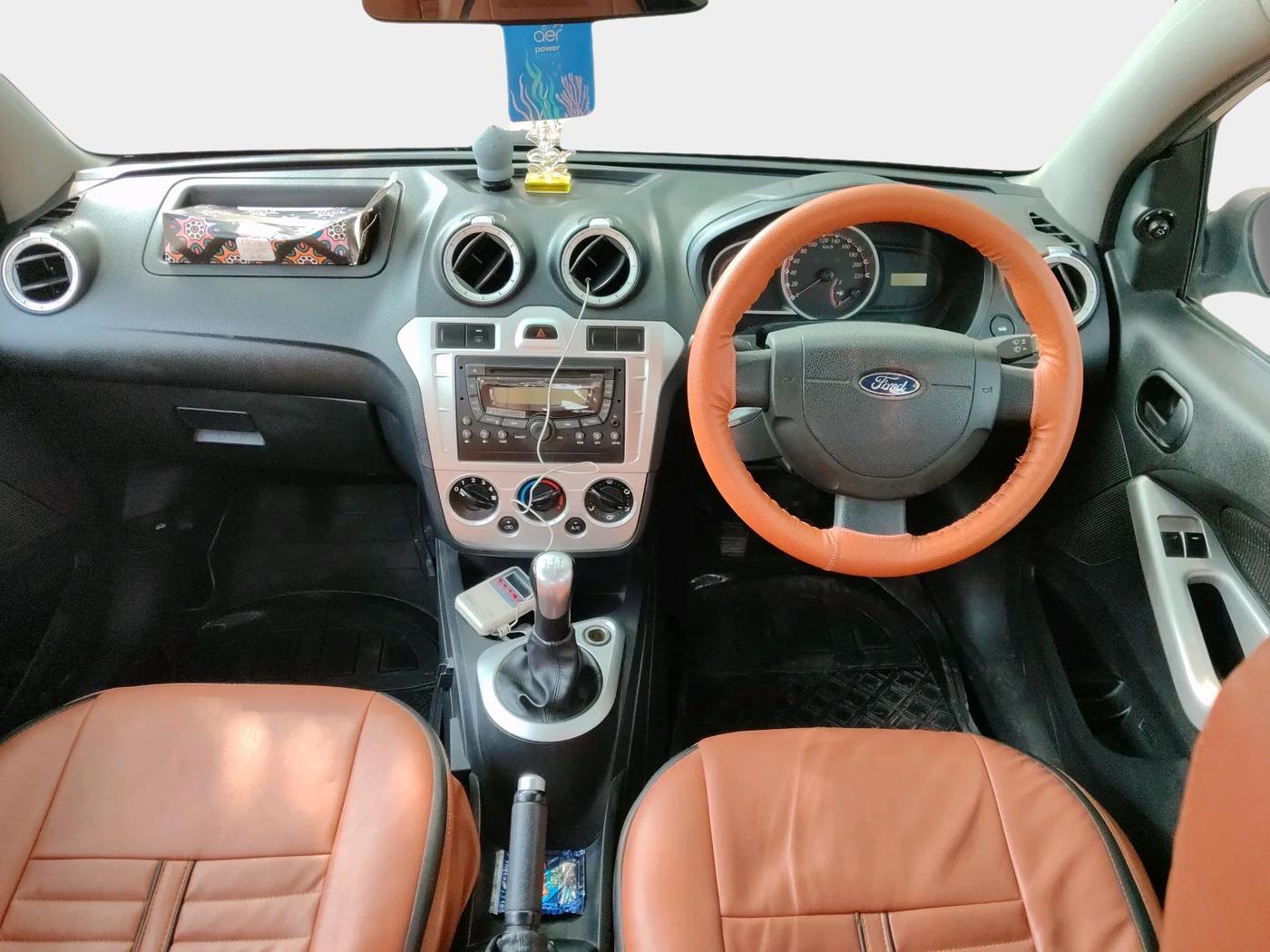 2014 Ford Figo ZXI 1.2 PETROL, Petrol, Manual, 31,229 km, interior