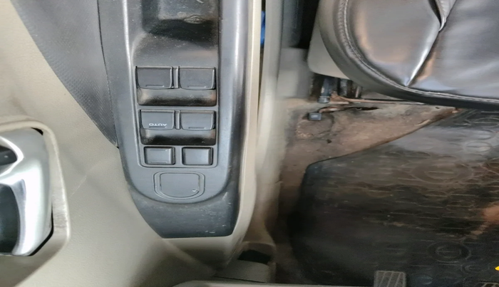 2017 Maruti Celerio VXI CNG, Petrol, Manual, 1,41,146 km, interior