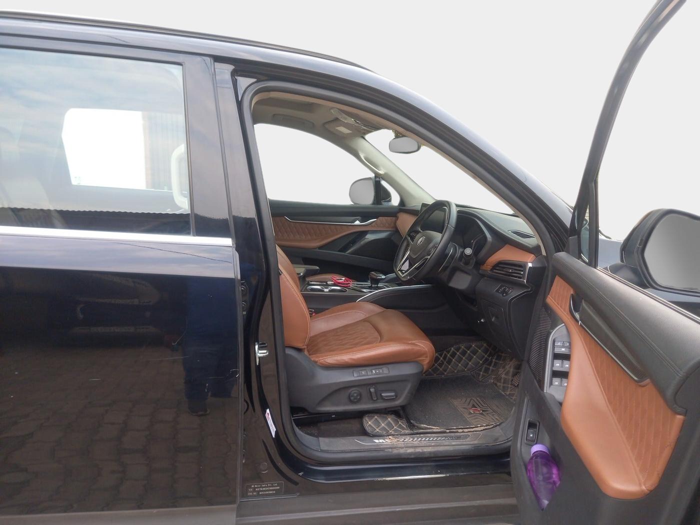 2022 MG GLOSTER SHARP 7 STR 2.0 TWIN TURBO 4WD, Diesel, Automatic, 67,809 km, interior