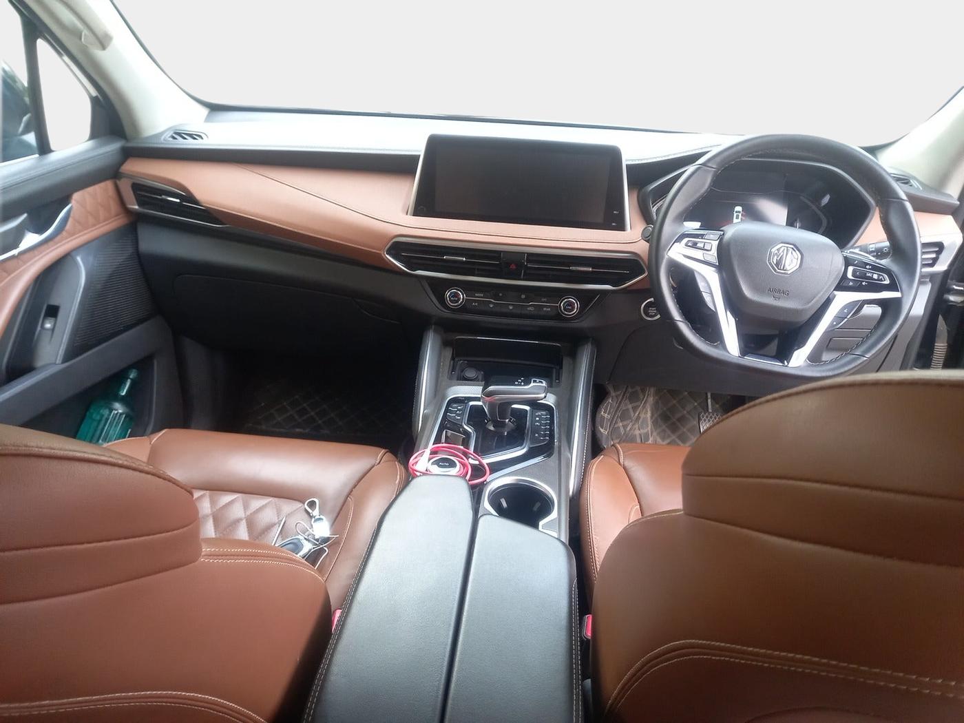 2022 MG GLOSTER SHARP 7 STR 2.0 TWIN TURBO 4WD, Diesel, Automatic, 67,809 km, interior