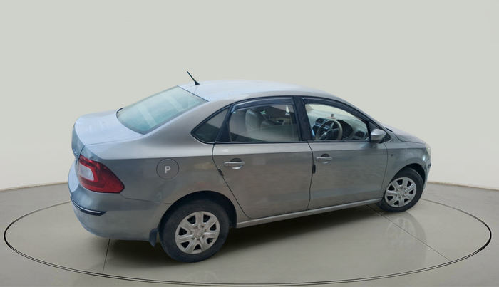 2011 Skoda Rapid 1.6 MPI ACTIVE, Petrol, Manual, 70,760 km, exterior
