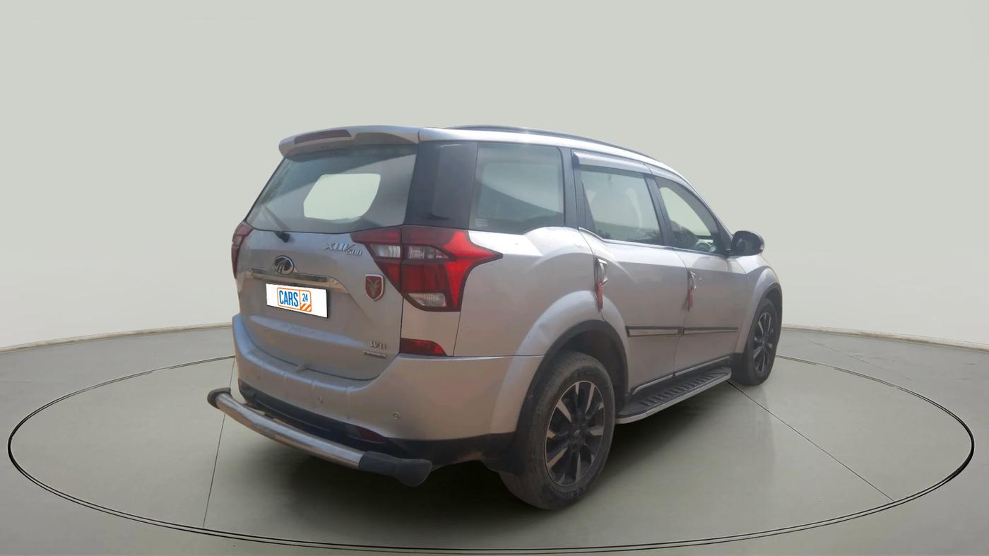 2019 Mahindra XUV500 W11 AT, Diesel, Automatic, 1,07,557 km, exterior