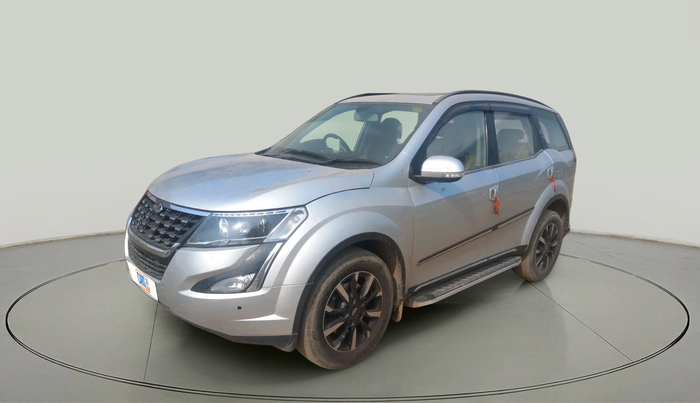 2019 Mahindra XUV500 W11 AT, Diesel, Automatic, 1,07,557 km, exterior