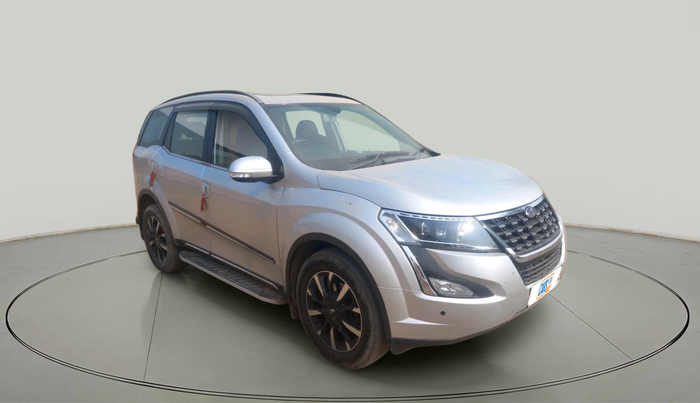 2019 Mahindra XUV500 W11 AT, Diesel, Automatic, 1,07,557 km, exterior